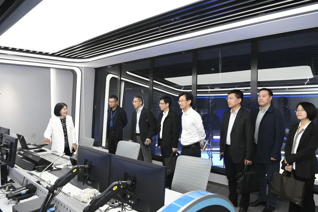 拉斯维加斯9888集团与杭报集团签订战略合作协议(图4)